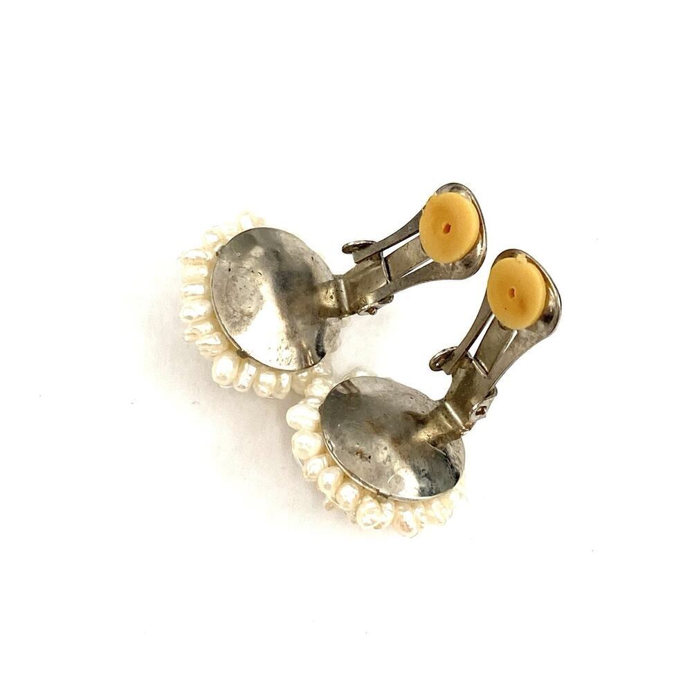 Vintage Rice Pearls Hand Wired Round Button Clip Back Earrings Clips Clip Ons - Picture 2 of 9